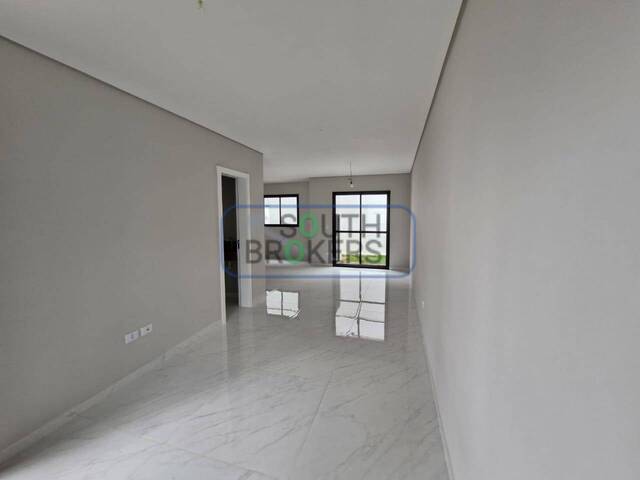 #541 - Sobrado para Venda em Curitiba - PR - 2