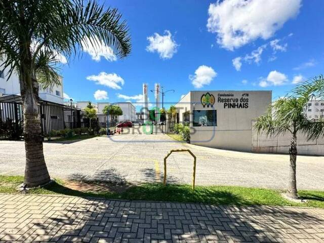 #590 - Apartamento para Venda em São José dos Pinhais - PR