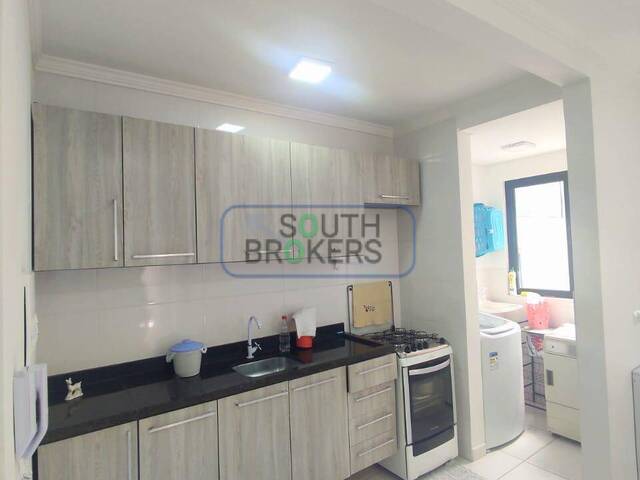 #591 - Apartamento para Venda em Curitiba - PR